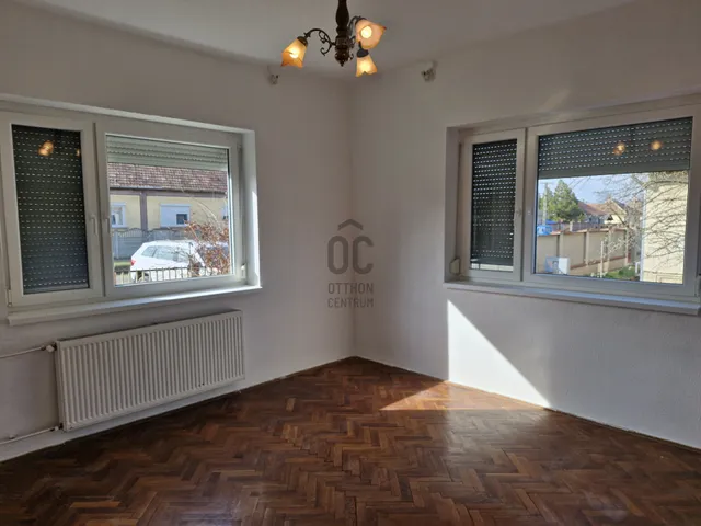 Eladó ház Abony 75 nm