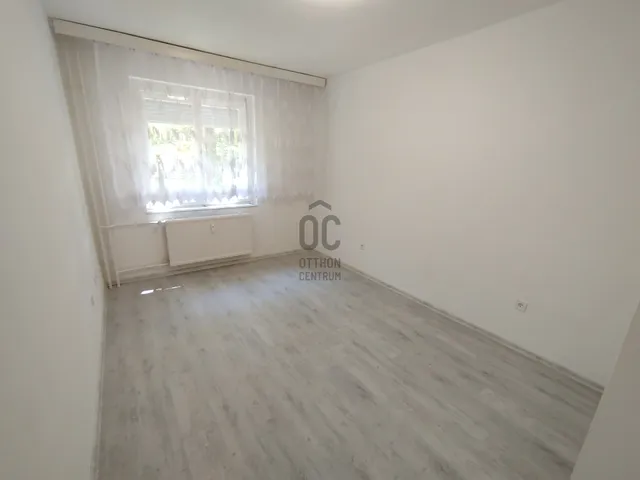 Eladó lakás Szolnok 63 nm
