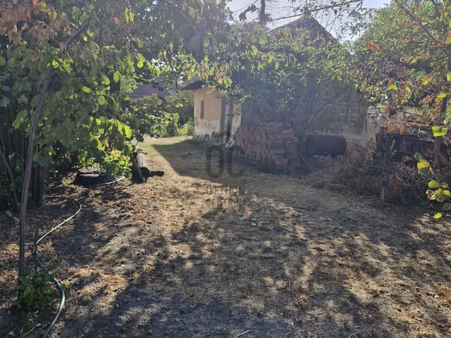 Eladó ház Abony 30 nm