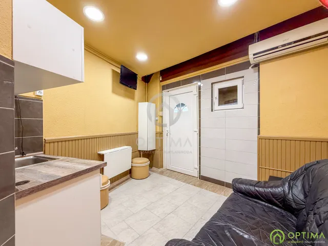 Eladó lakás Budapest VIII. kerület 14 nm