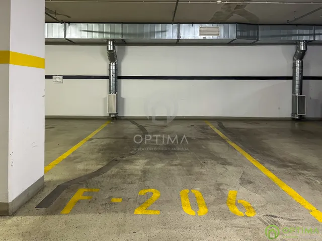 Eladó garázs Budapest IX. kerület, Ferenc tér 15 nm