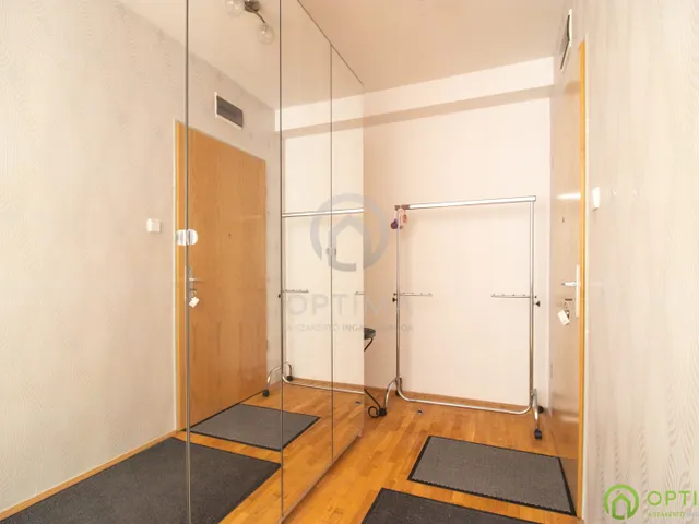 Eladó lakás Budapest VII. kerület, Kazinczy utca  71 nm