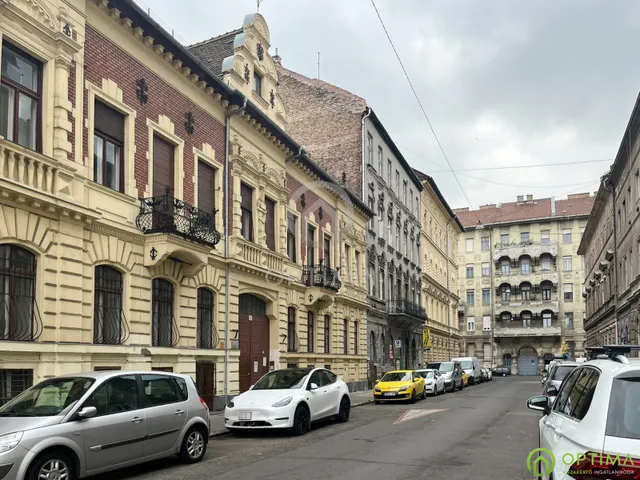 Eladó lakás Budapest VIII. kerület 94 nm