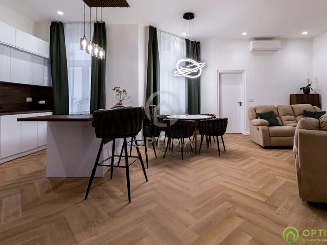 Eladó lakás Budapest V. kerület, Belváros 91 nm