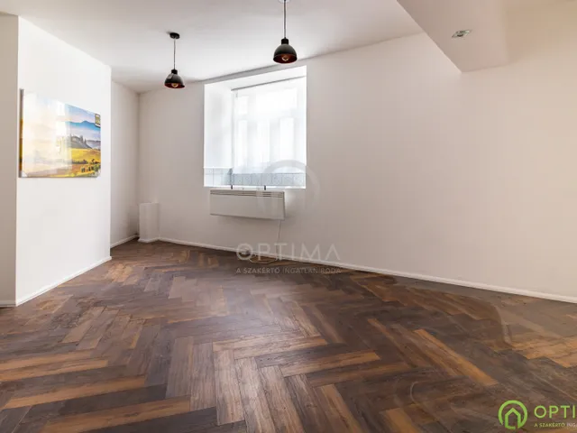 Eladó lakás Budapest VIII. kerület, Józsefváros, Molnár Ferenc tér 43 nm