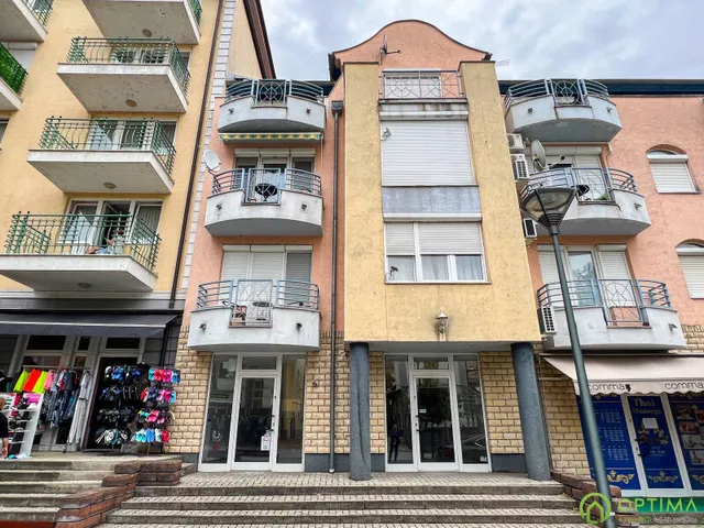 Eladó kereskedelmi és ipari ingatlan Hévíz 94 nm