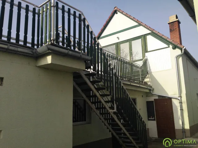 Eladó ház Veszprém 598 nm