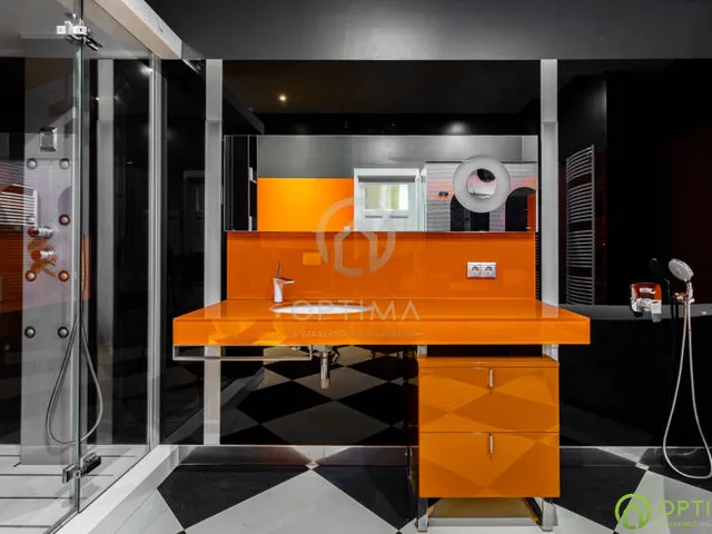 Eladó lakás Budapest V. kerület 160 nm