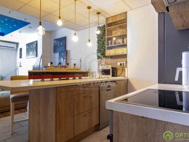 Eladó lakás Budapest XI. kerület 111 nm