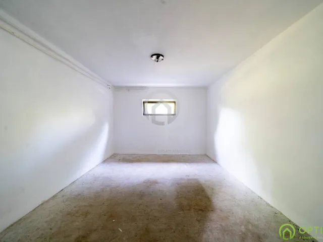 Eladó ház Budapest II. kerület 213 nm