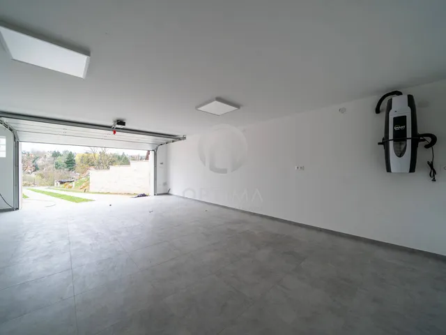 Eladó ház Budapest II. kerület 231 nm