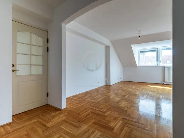 Eladó lakás Budapest XI. kerület 105 nm