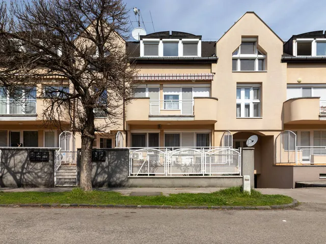 Eladó lakás Budapest XI. kerület 105 nm