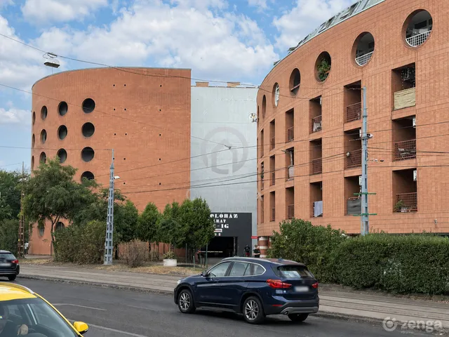 Eladó garázs Budapest VIII. kerület 14 nm