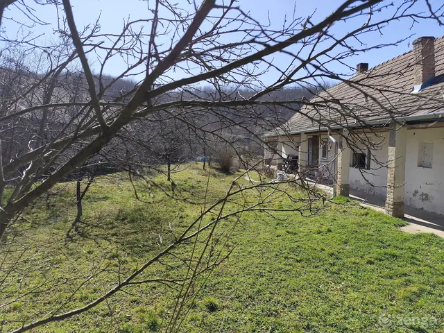 Eladó ház Kölesd 85 nm