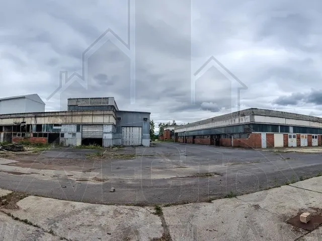 Eladó kereskedelmi és ipari ingatlan Zalaegerszeg, Vorhota 7200 nm