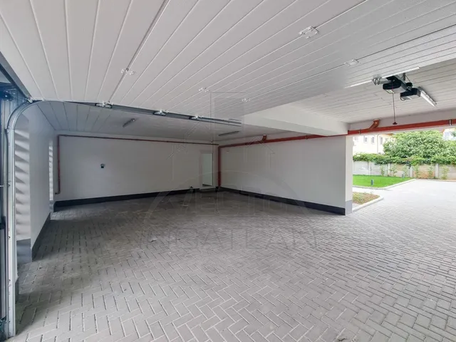 Kiadó garázs Szombathely 15 nm