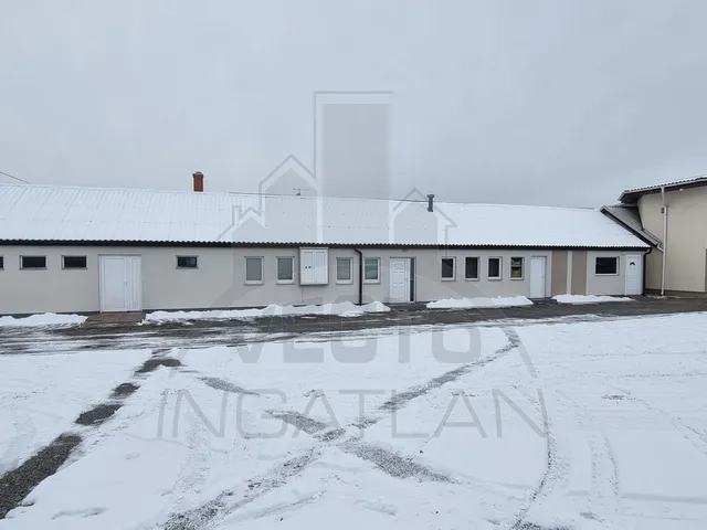 Eladó kereskedelmi és ipari ingatlan Szombathely 430 nm