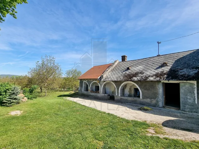 Eladó ház Kővágóörs 65 nm