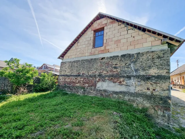 Eladó ház Kővágóörs 65 nm