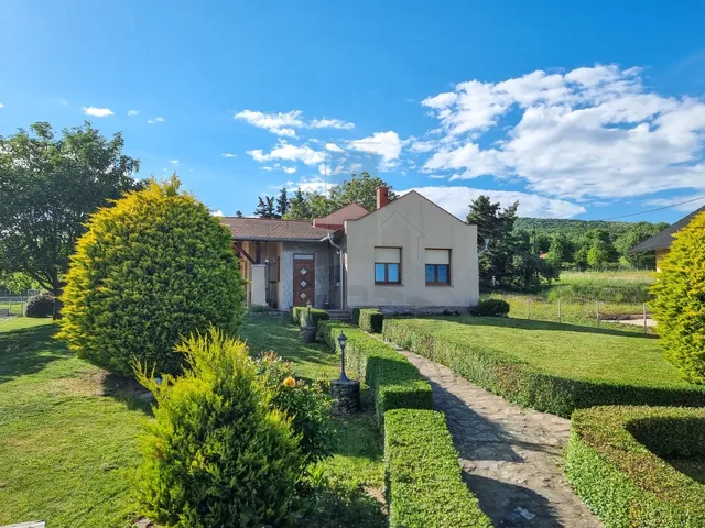 Eladó ház Bozsok 110 nm