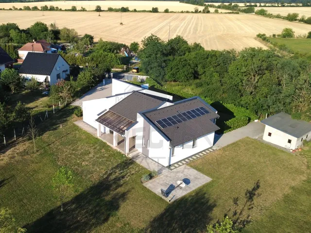 Eladó ház Ják 156 nm