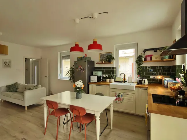 Eladó ház Budapest XVII. kerület, Rákoskert, Csnegés utca 101 nm