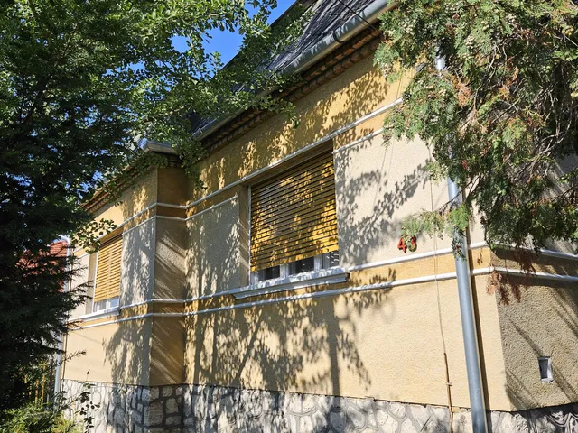 Eladó ház Ászár 91 nm