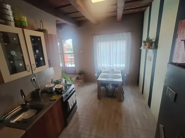 Eladó ház Ászár 90 nm