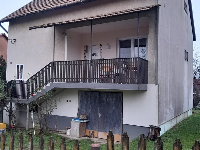 Eladó ház Székesfehérvár 110 nm