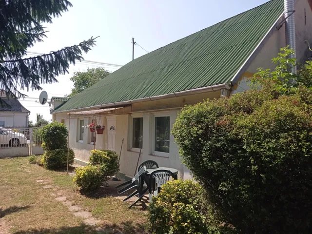Eladó ház Szákszend 62 nm