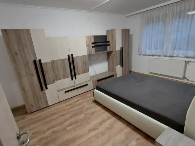 Kiadó lakás Oroszlány 53 nm