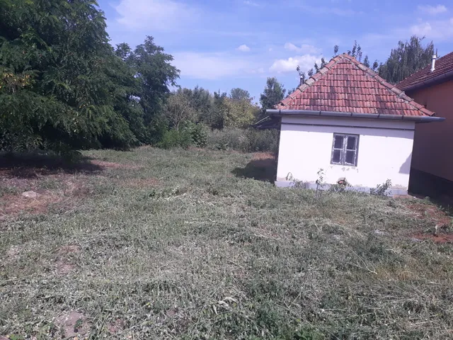 Eladó telek Nagyhalász 1025 nm