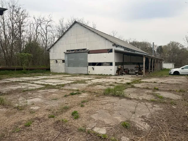 Eladó telek Kerékteleki 9300 nm