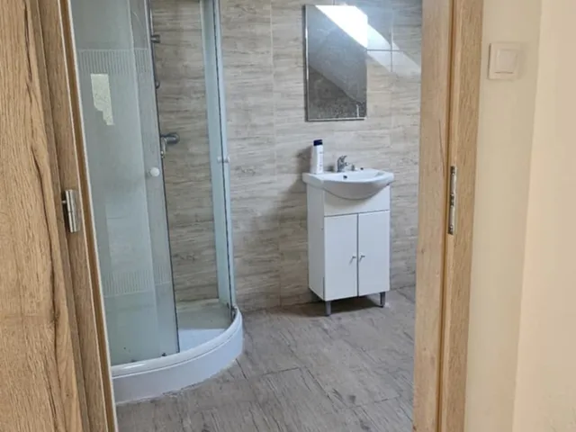 Kiadó ház Kisbér 180 nm