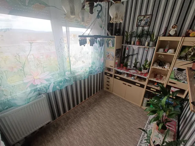 Eladó lakás Oroszlány 36 nm