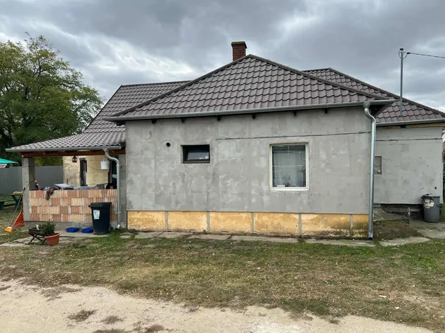 Eladó ház Bársonyos 87 nm