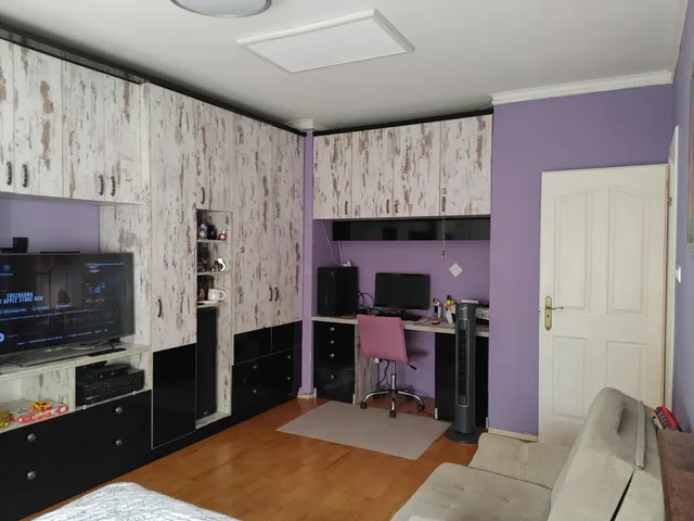 Eladó lakás Oroszlány 49 nm