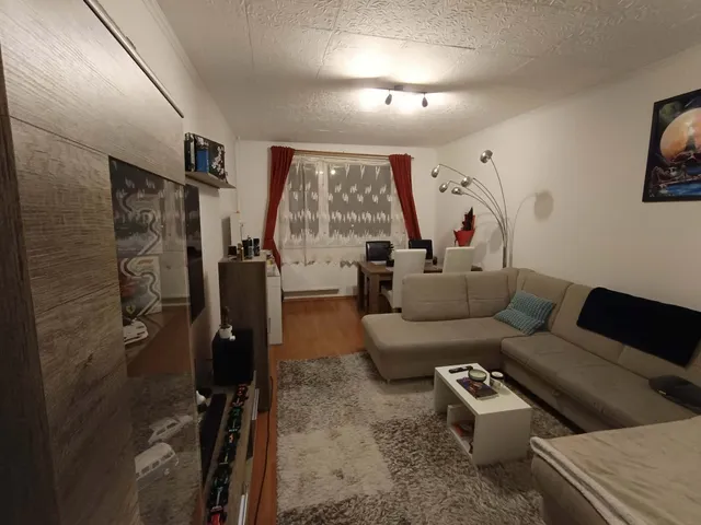 Eladó lakás Oroszlány 62 nm