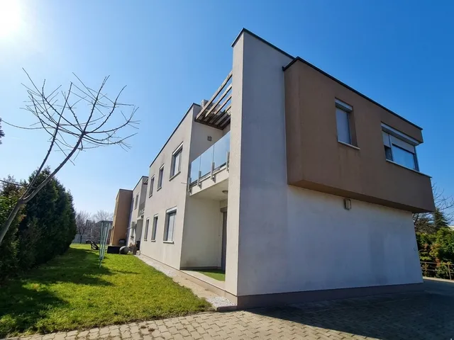 Kiadó lakás Győr 64 nm