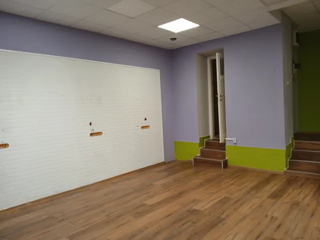 Kiadó kereskedelmi és ipari ingatlan Budapest XI. kerület 50 nm