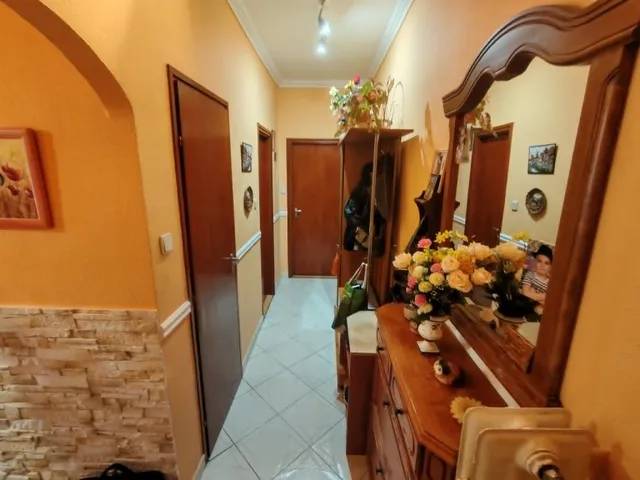 Eladó lakás Oroszlány 53 nm