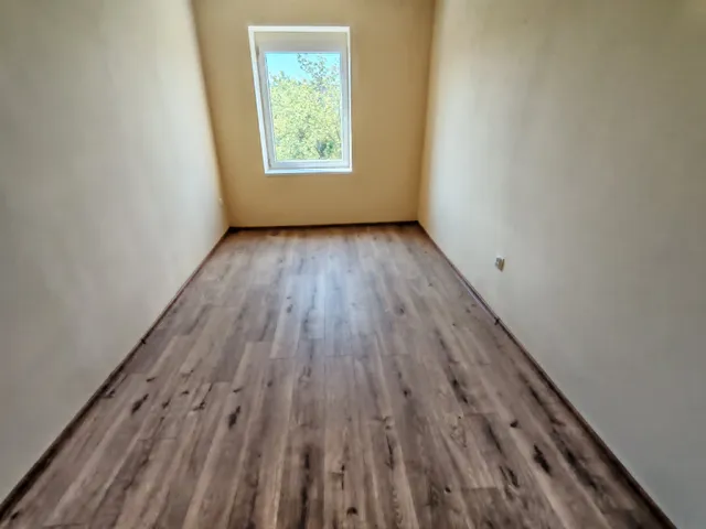 Kiadó lakás Oroszlány 48 nm