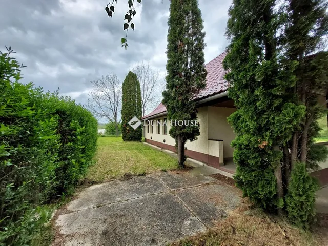 Eladó ház Bakonycsernye 76 nm