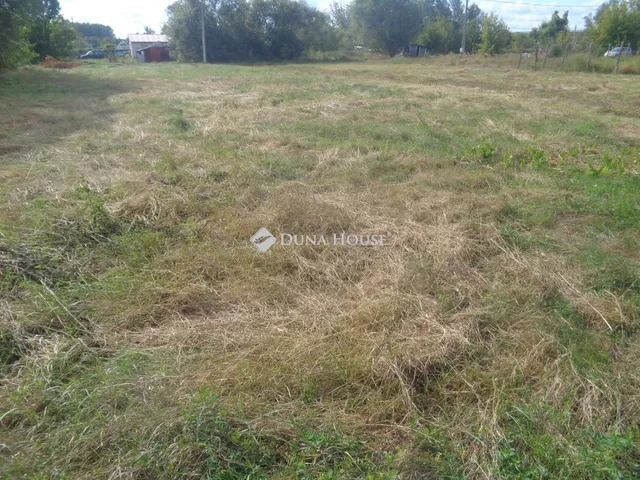 Eladó telek Székesfehérvár 956 nm