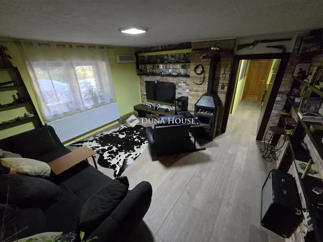 Eladó ház Vértesboglár 147 nm