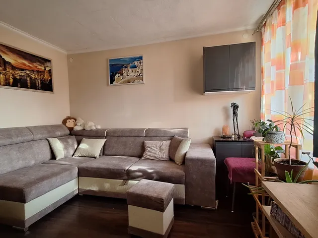 Eladó ház Perkáta 120 nm