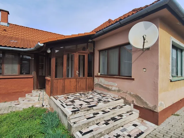 Eladó ház Sárbogárd 110 nm