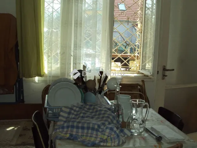 Eladó ház Székesfehérvár 18 nm