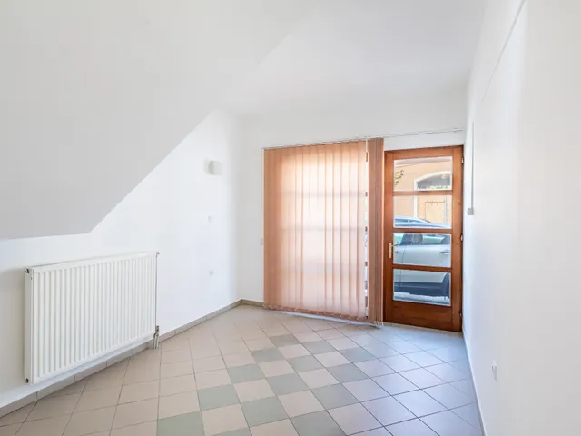 Kiadó ház Székesfehérvár 265 nm